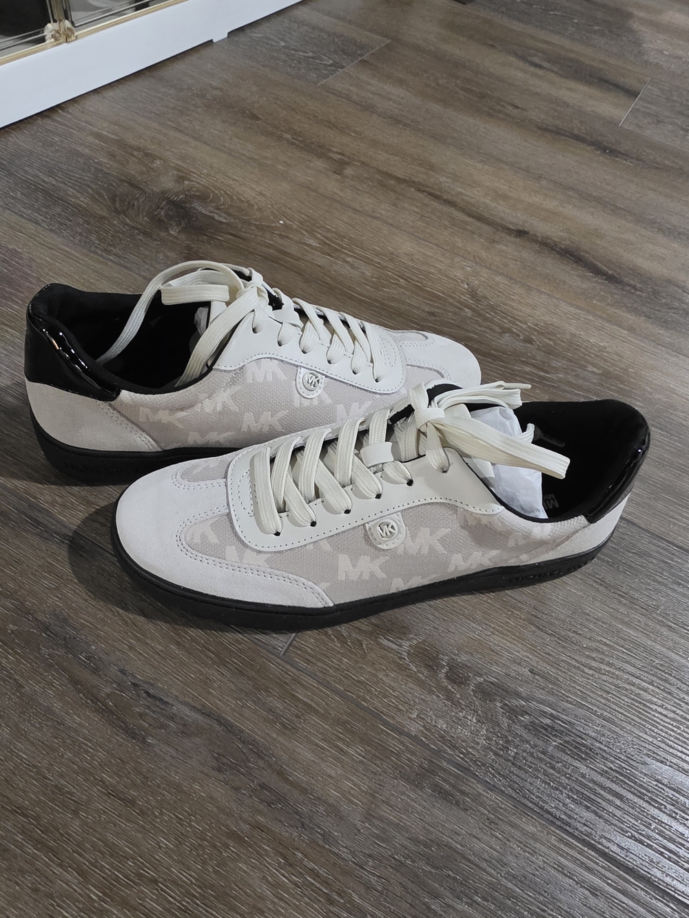 Michael Kors Women's White and Black MK Logo Low-Top Sneakers